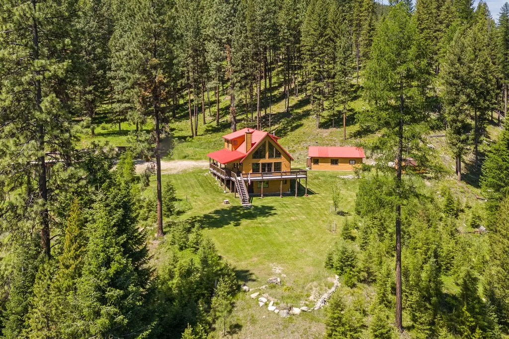 82 White Mountain Lane Alberton MT 59820