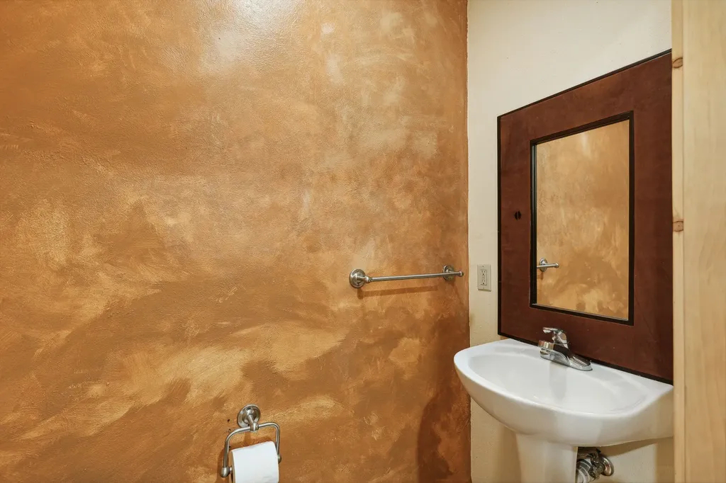 82 White Mountain Lane Alberton MT 59820