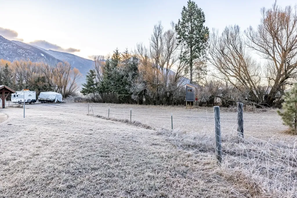 100 & 158 Lynnewood Drive Columbia Falls MT 59912