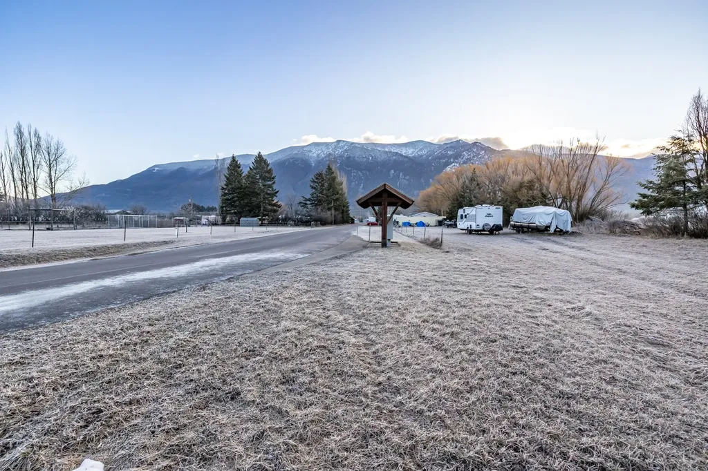 100 & 158 Lynnewood Drive Columbia Falls MT 59912