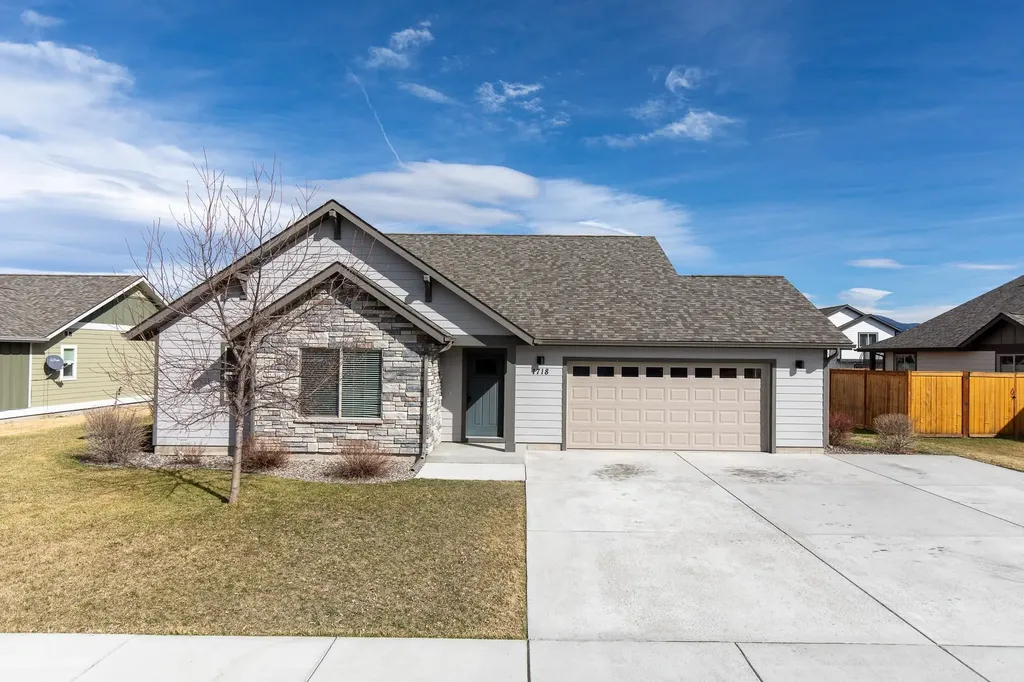 1718 Shelby Avenue Belgrade MT 59714