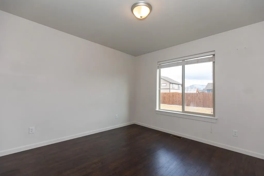 1718 Shelby Avenue Belgrade MT 59714