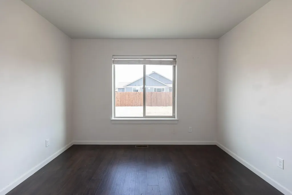 1718 Shelby Avenue Belgrade MT 59714