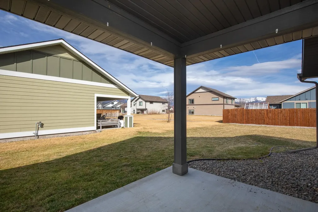 1718 Shelby Avenue Belgrade MT 59714
