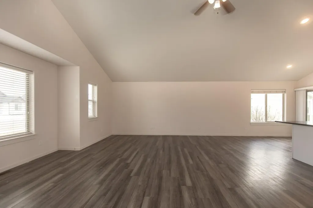 1718 Shelby Avenue Belgrade MT 59714