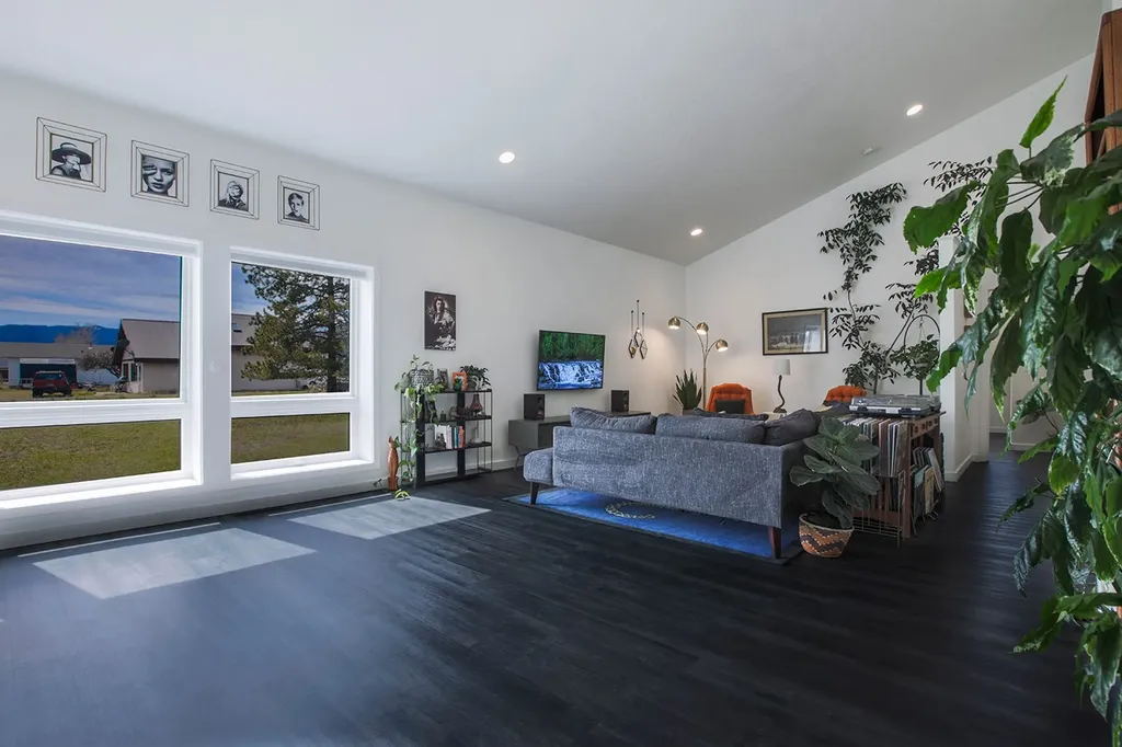 308 E 3rd Avenue Boulder MT 59632