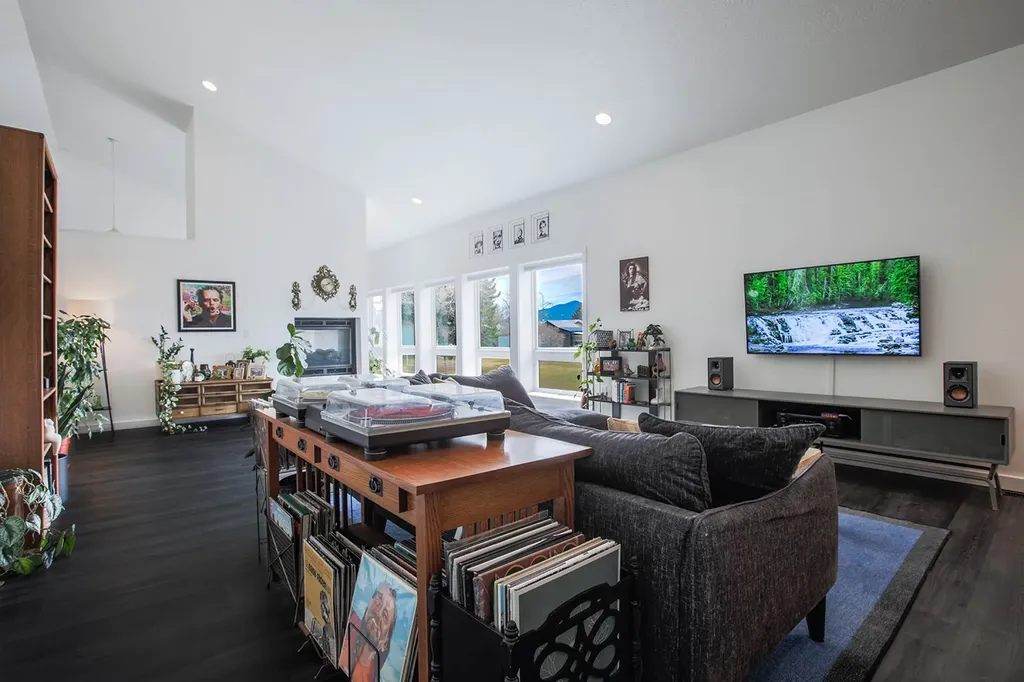 308 E 3rd Avenue Boulder MT 59632