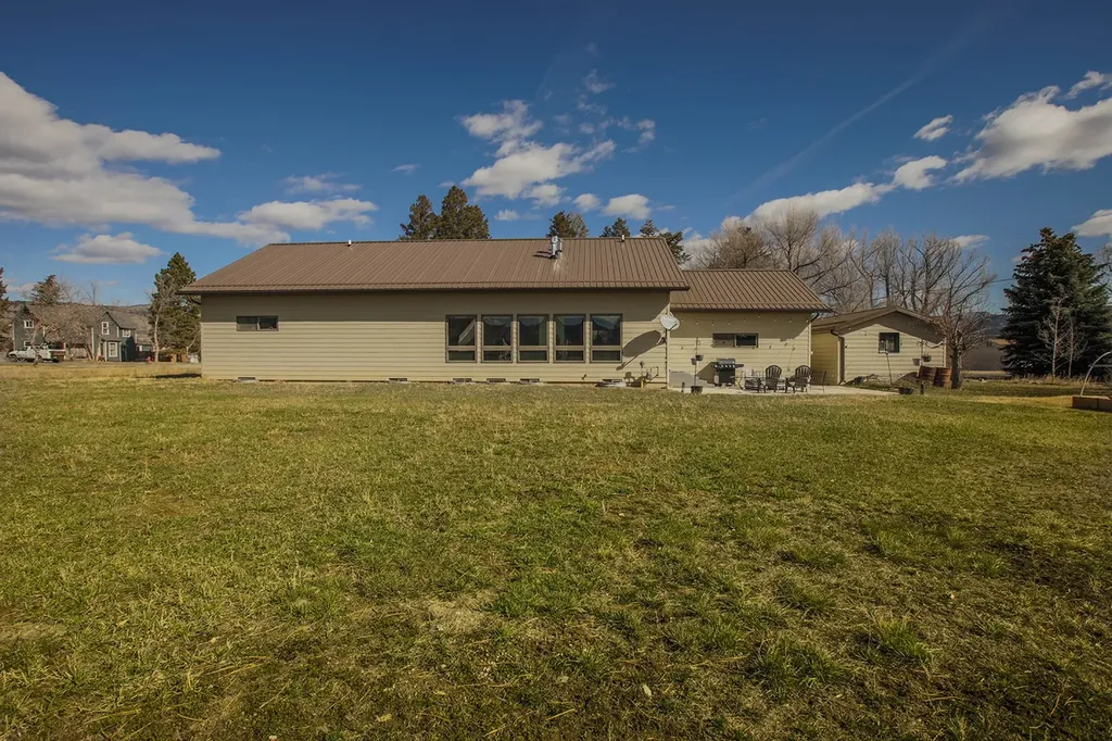 308 E 3rd Avenue Boulder MT 59632