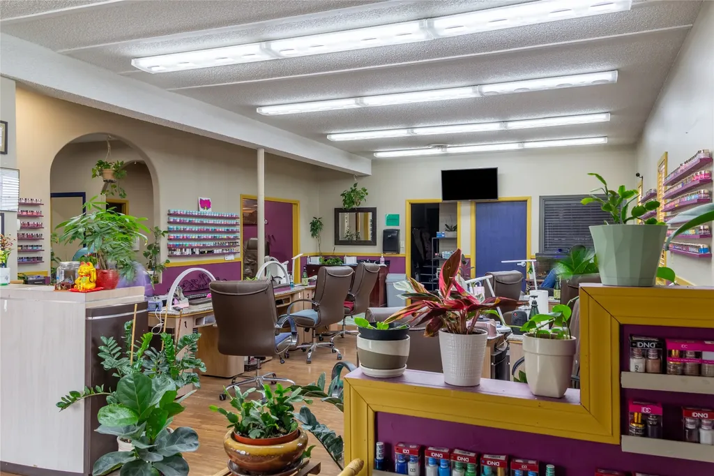 1740 N Montana Avenue Helena MT 59601