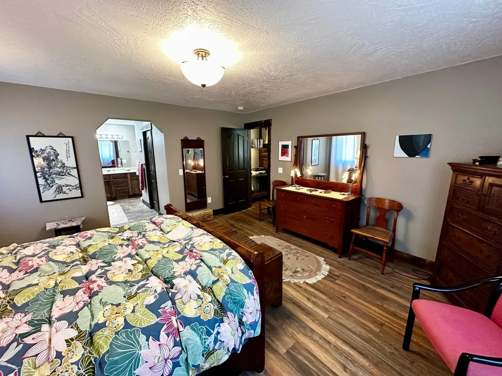 195 Capper Lane Superior MT 59872