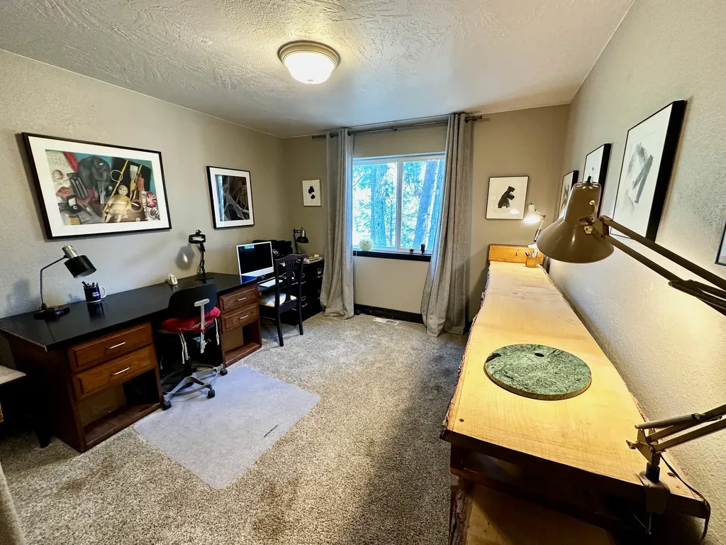 195 Capper Lane Superior MT 59872