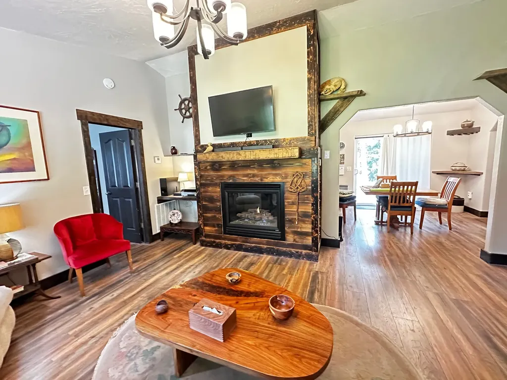 195 Capper Lane Superior MT 59872