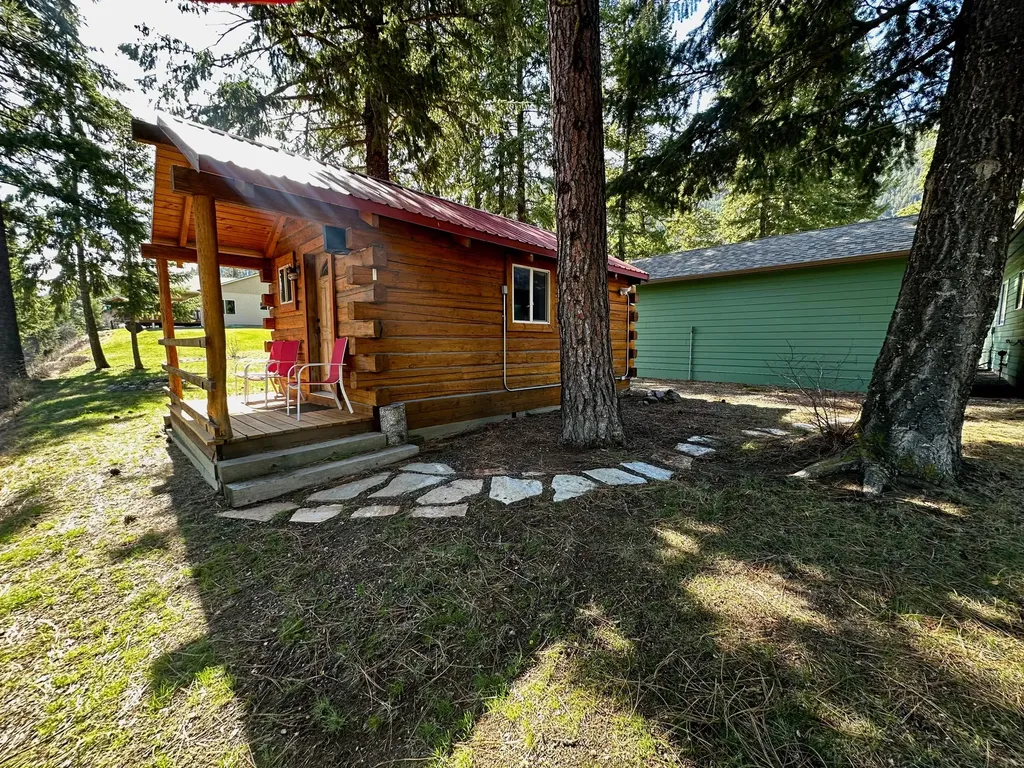 195 Capper Lane Superior MT 59872
