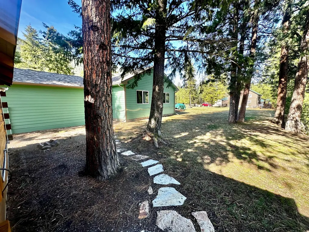 195 Capper Lane Superior MT 59872