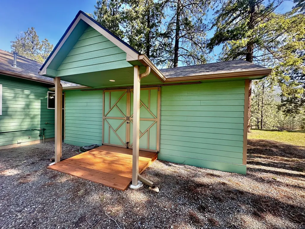 195 Capper Lane Superior MT 59872