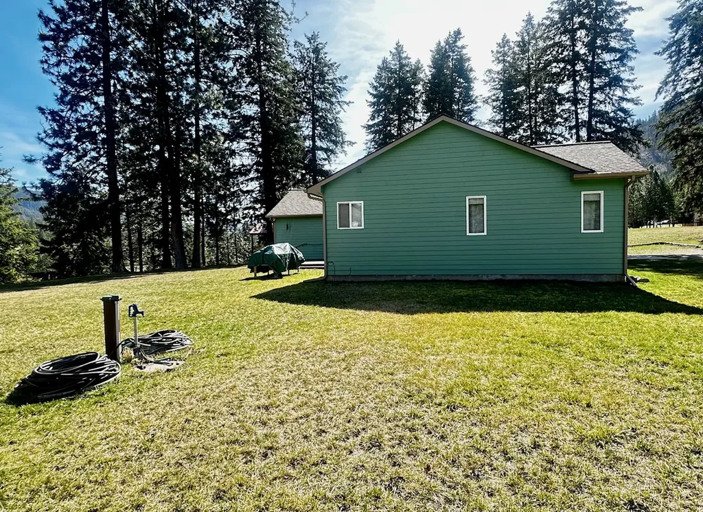 195 Capper Lane Superior MT 59872