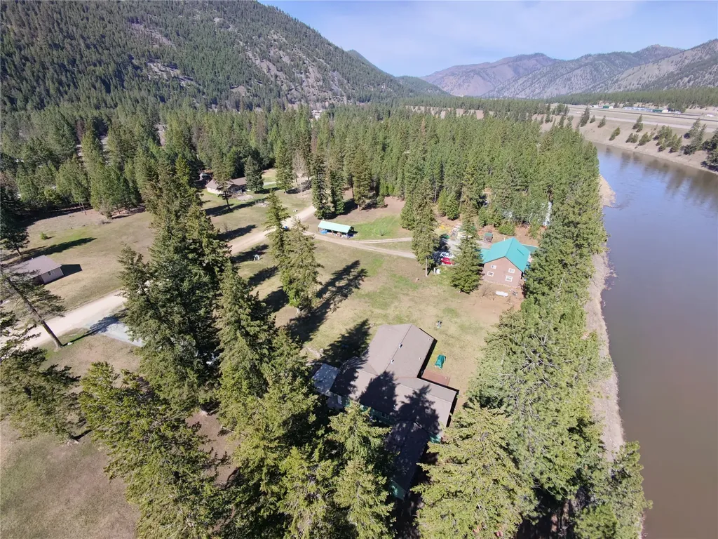 195 Capper Lane Superior MT 59872
