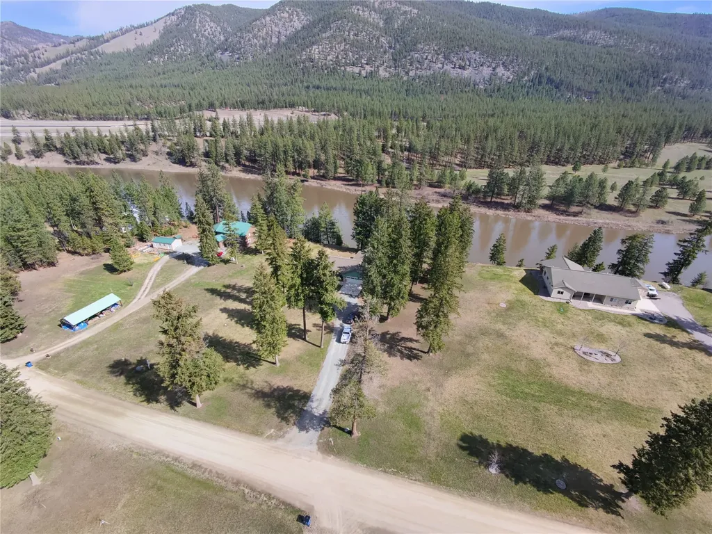 195 Capper Lane Superior MT 59872