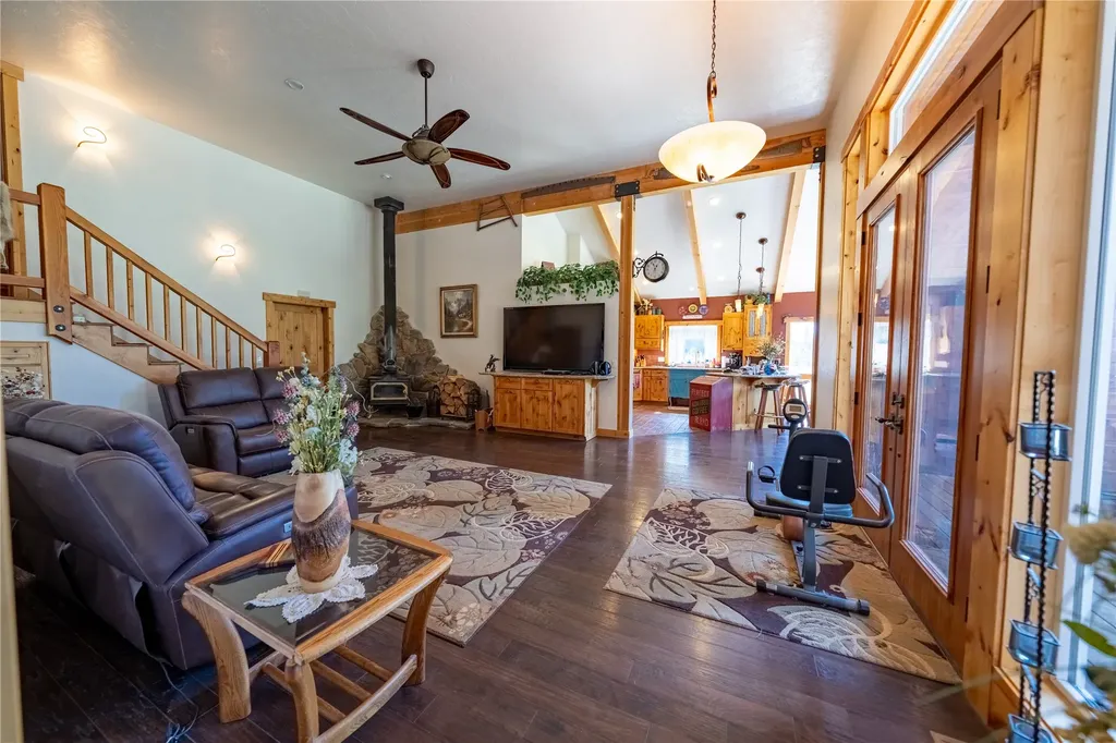 4832 Lake Creek Road Troy MT 59935
