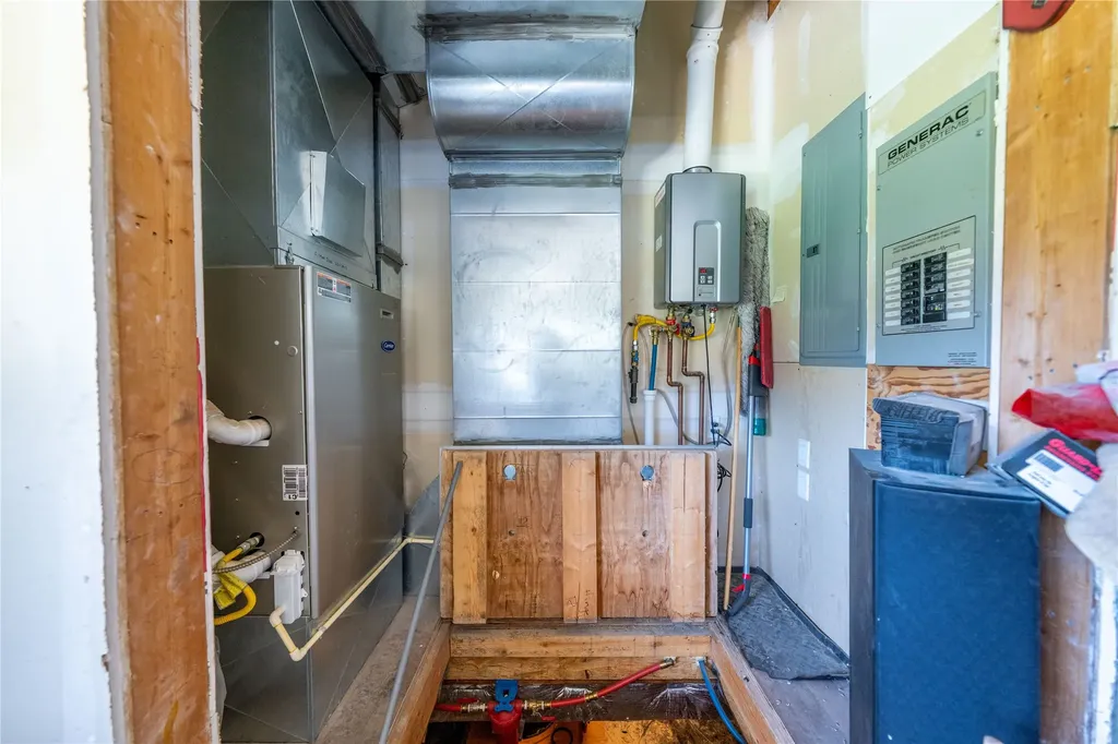 4832 Lake Creek Road Troy MT 59935