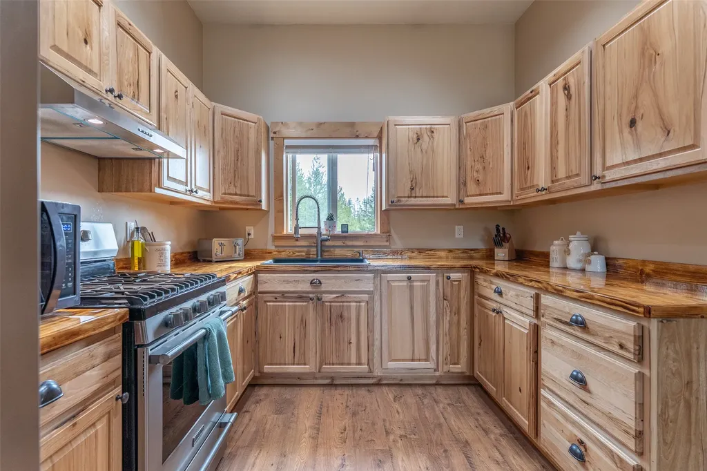 4689 Mcginnis Meadows Road Libby MT 59923
