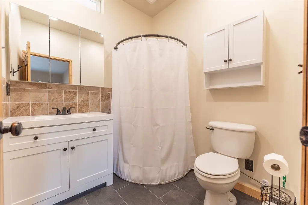 4689 Mcginnis Meadows Road Libby MT 59923