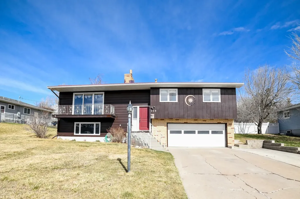 759 33rd Avenue NE Great Falls MT 59404