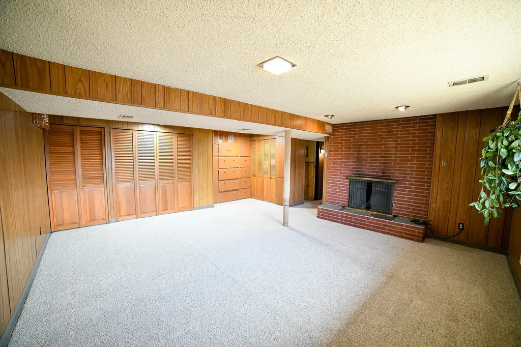 759 33rd Avenue NE Great Falls MT 59404