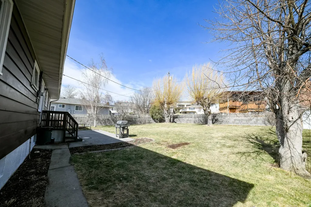 759 33rd Avenue NE Great Falls MT 59404