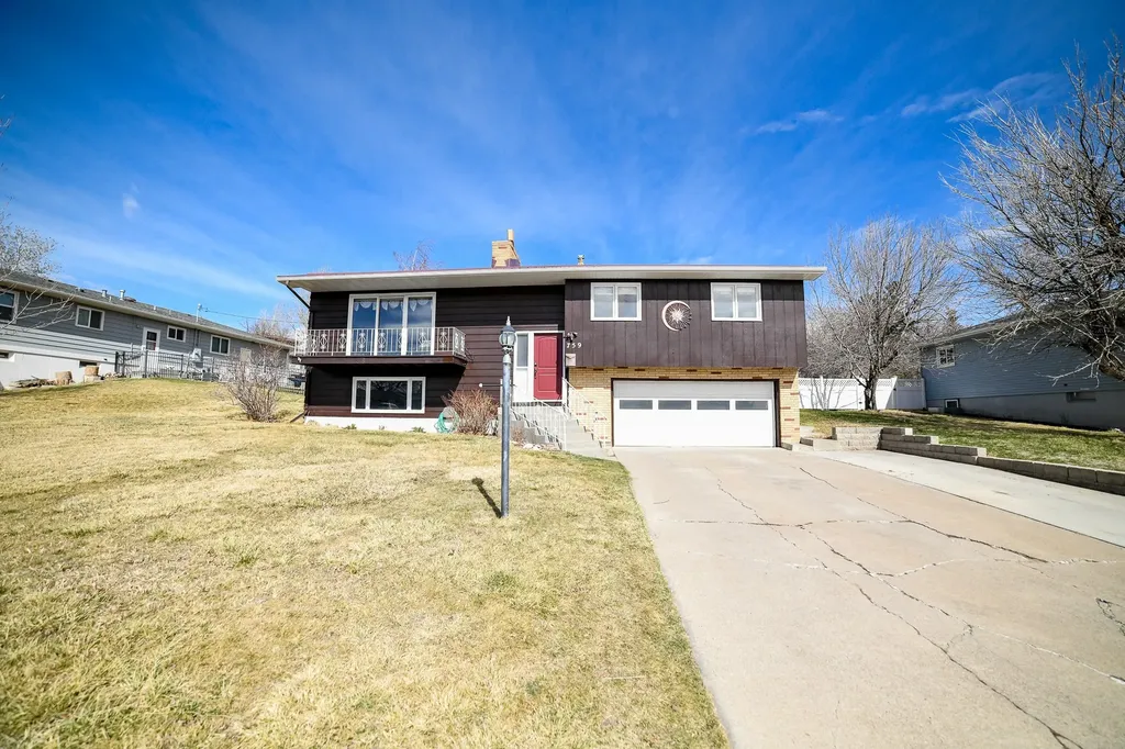 759 33rd Avenue NE Great Falls MT 59404