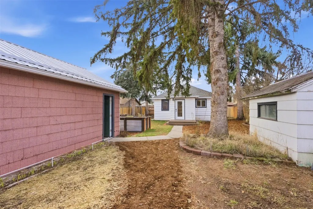 2124 Burlington Avenue Missoula MT 59801