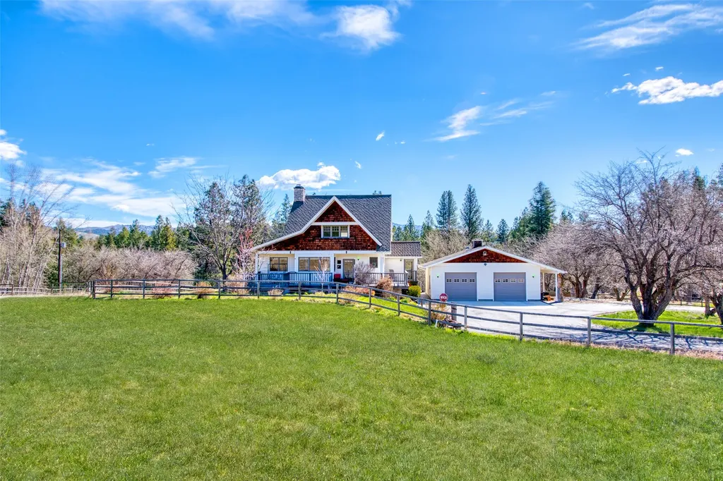 3544 Mcintosh Lane Darby MT 59829