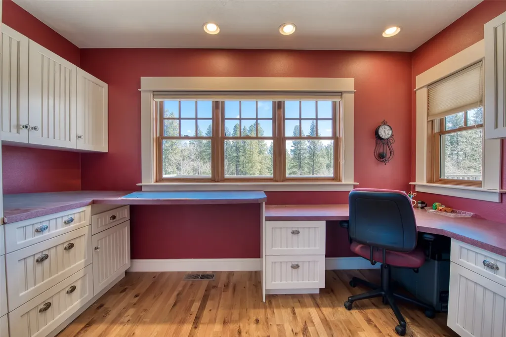 3544 Mcintosh Lane Darby MT 59829