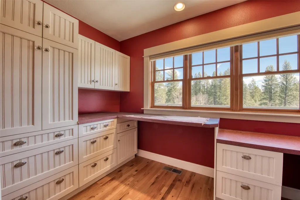 3544 Mcintosh Lane Darby MT 59829