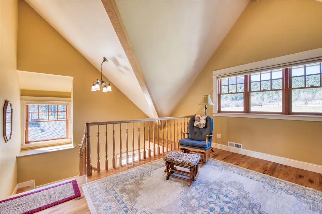 3544 Mcintosh Lane Darby MT 59829