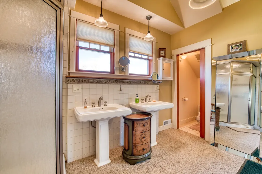 3544 Mcintosh Lane Darby MT 59829