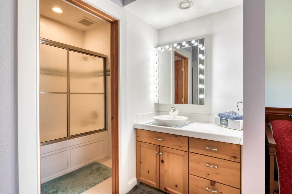 3544 Mcintosh Lane Darby MT 59829