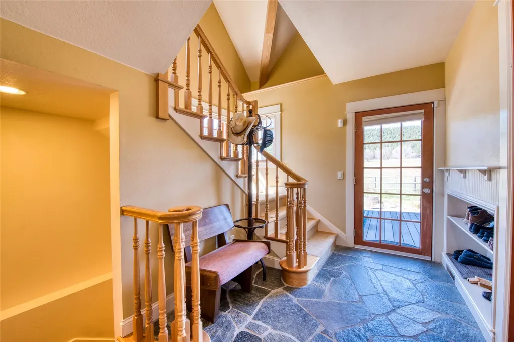 3544 Mcintosh Lane Darby MT 59829