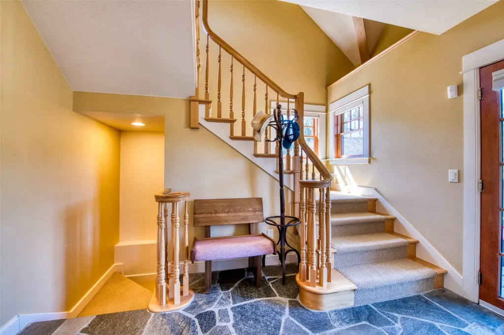 3544 Mcintosh Lane Darby MT 59829