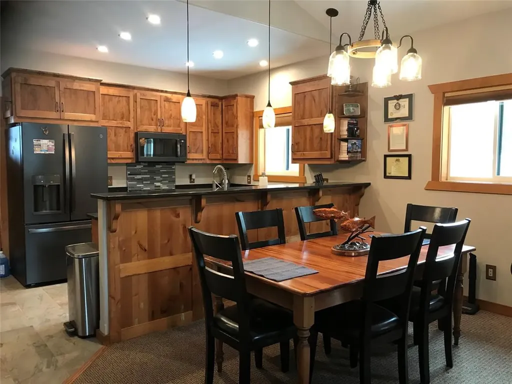 4425 W Willow Creek Road Lincoln MT 59639