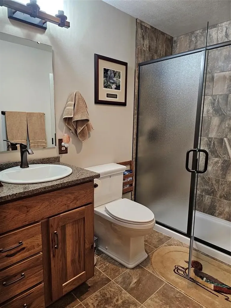 4425 W Willow Creek Road Lincoln MT 59639