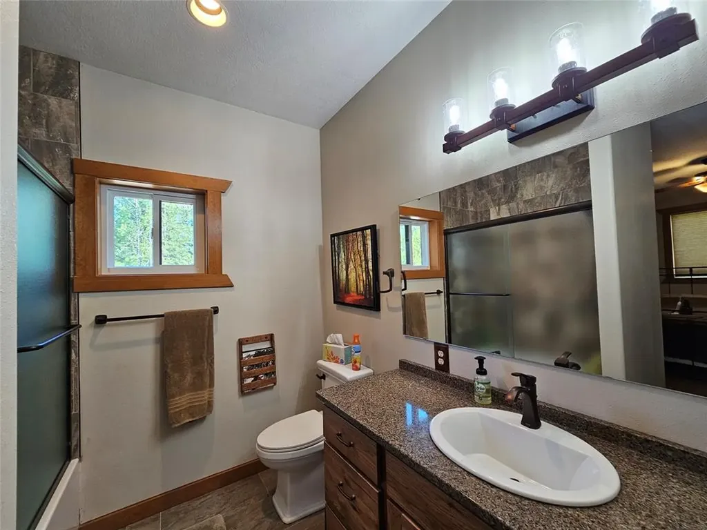 4425 W Willow Creek Road Lincoln MT 59639