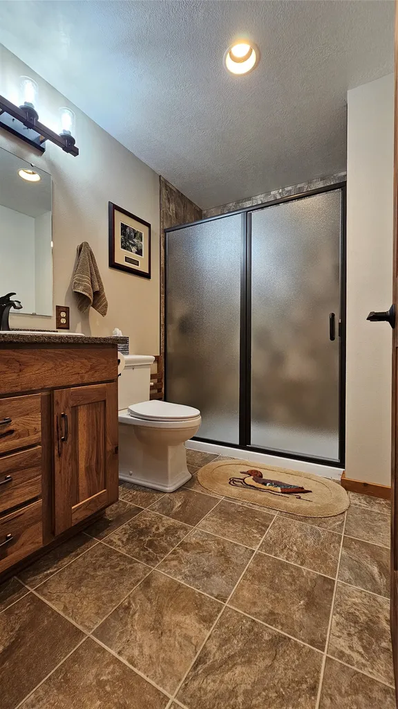 4425 W Willow Creek Road Lincoln MT 59639