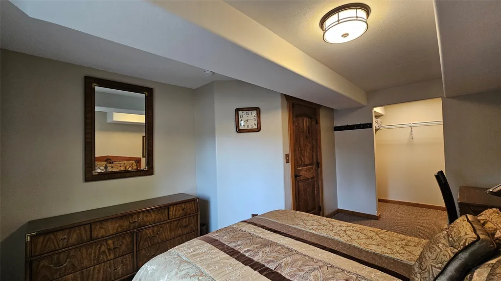 4425 W Willow Creek Road Lincoln MT 59639