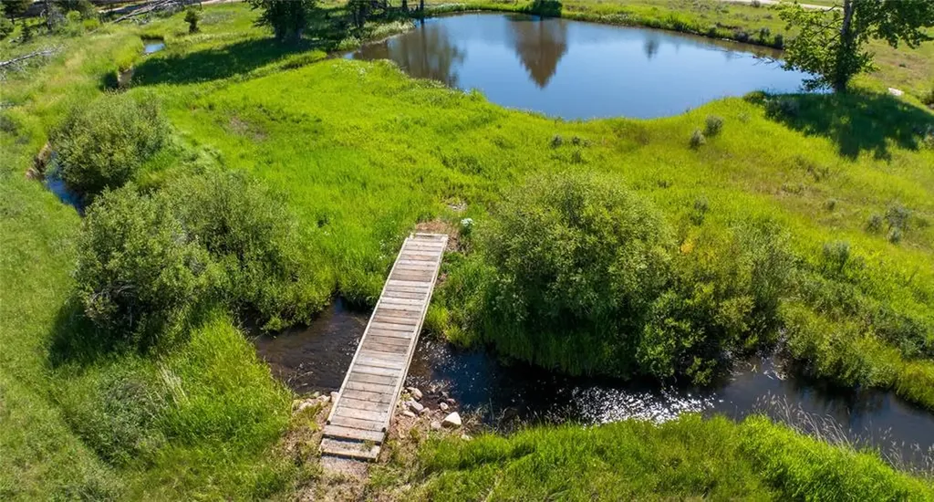 4425 W Willow Creek Road Lincoln MT 59639