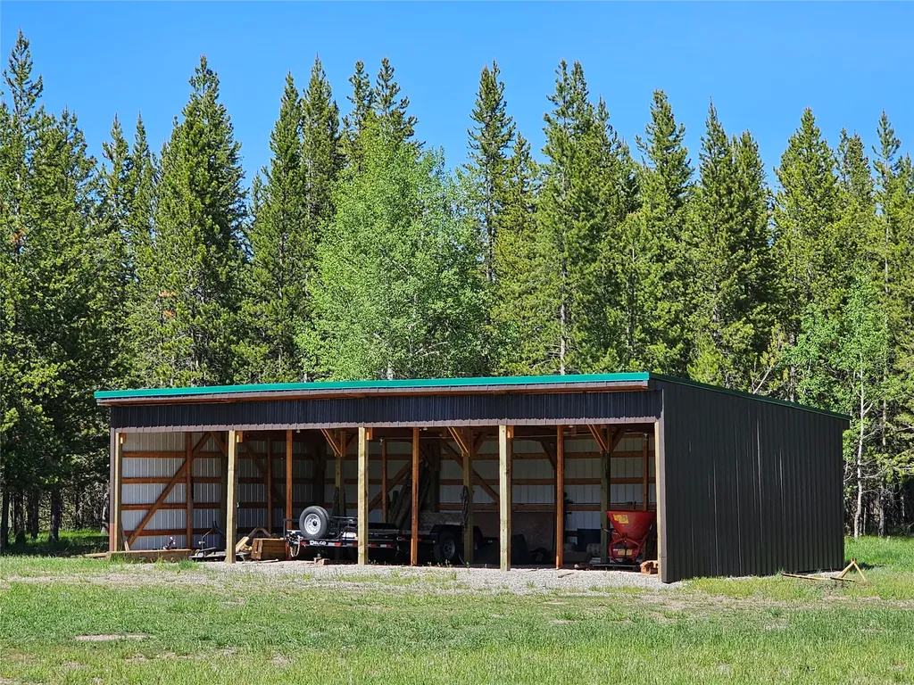4425 W Willow Creek Road Lincoln MT 59639