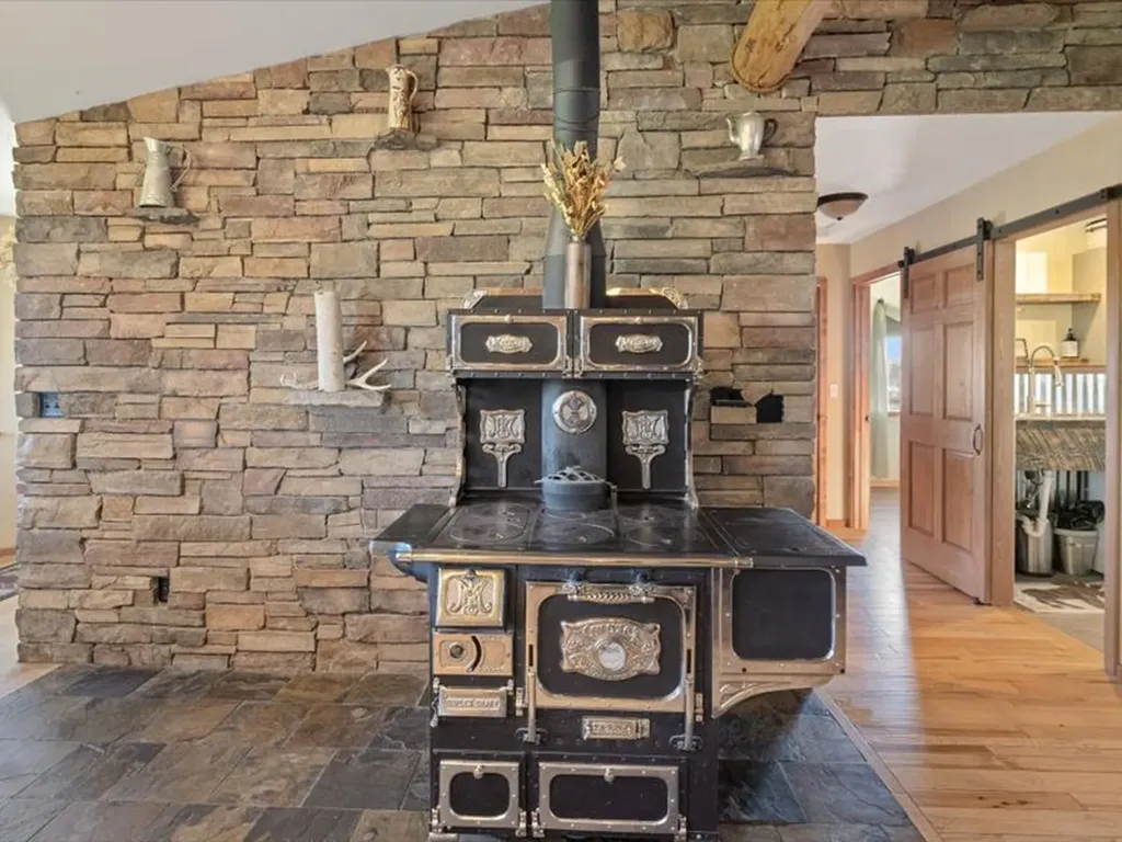 7517 Duffy Lane Canyon Creek MT 59633