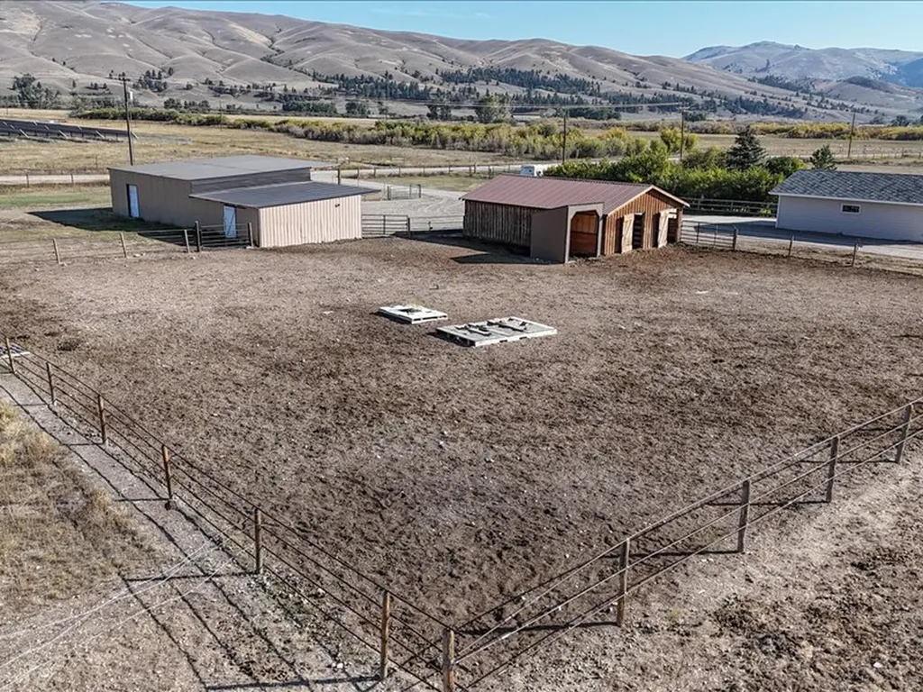 7517 Duffy Lane Canyon Creek MT 59633