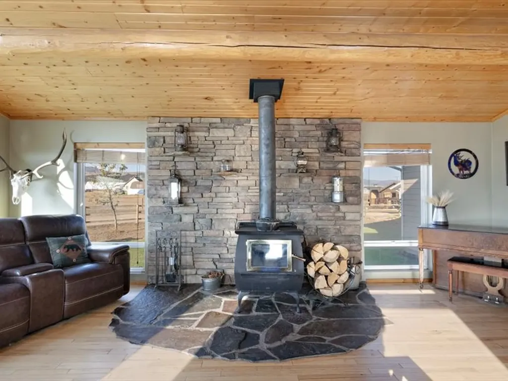 7517 Duffy Lane Canyon Creek MT 59633