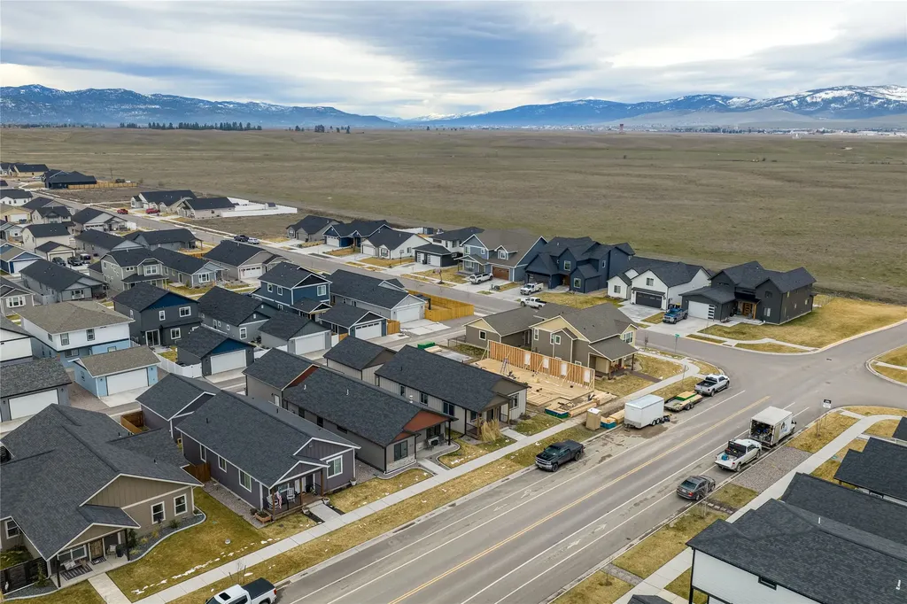 2519 Chuck Wagon Drive Missoula MT 59808